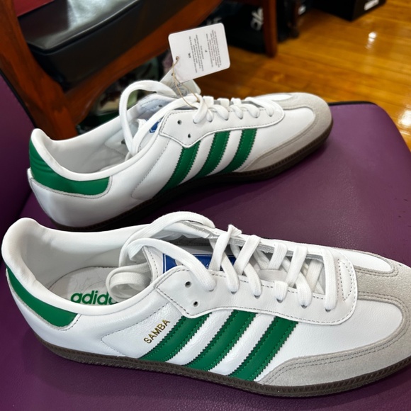 Adidas Men’s Sambas - Picture 2 of 3
